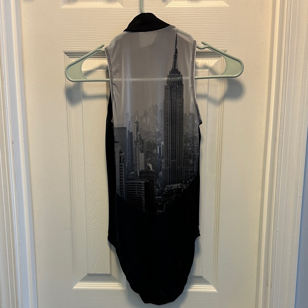 Urban Skyline Sleeveless Blouse - Black and Gray